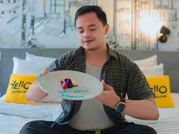 Ridwan Firmansyah: Mantan Guru Honorer SD yang Sukses Menjadi Content Creator dan Raih Umroh Gratis