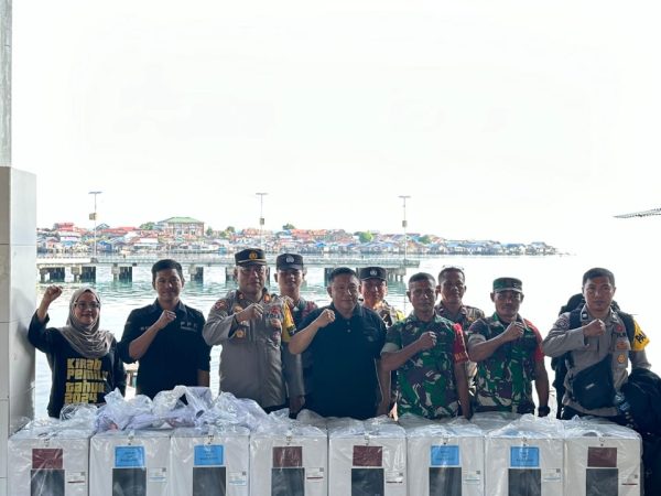 Polres Banggai Kawal Logistik Pilkada 2024 ke Wilayah Kepulauan