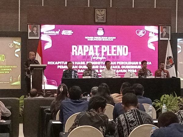 KPU Banggai Gelar Rapat Pleno Rekapitulasi Hasil Pilkada 2024 dengan Pengamanan Ketat