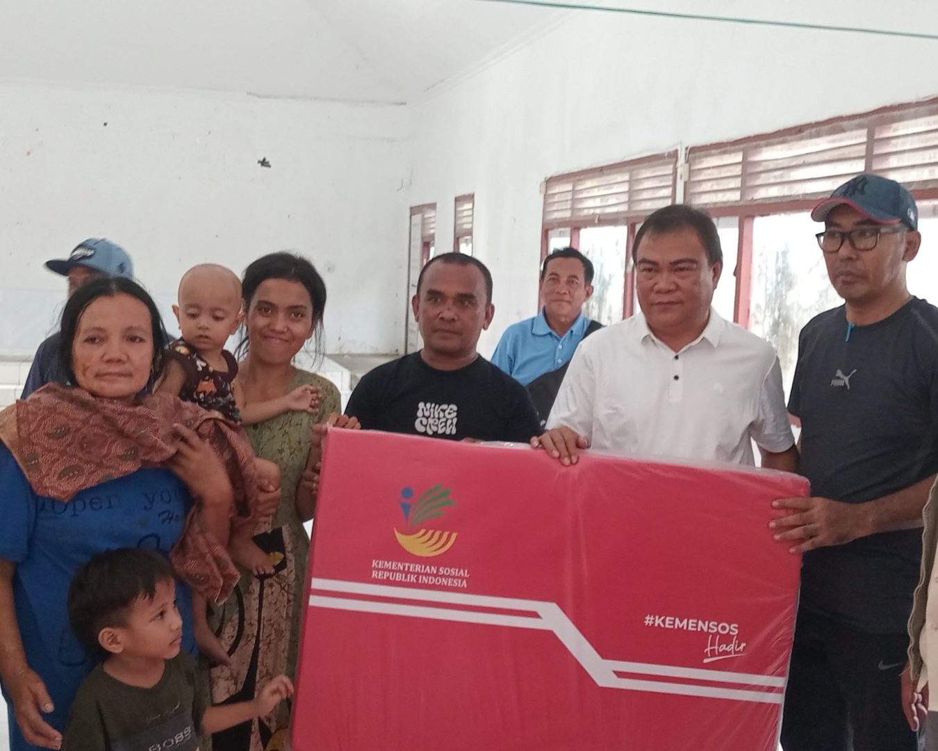 Pemda Banggai Salurkan Bantuan Pascakebakaran Pasar Sentral