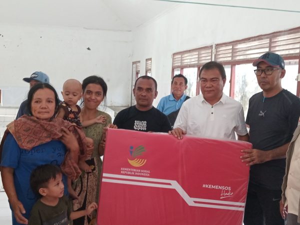 Pemda Banggai Salurkan Bantuan Pascakebakaran Pasar Sentral