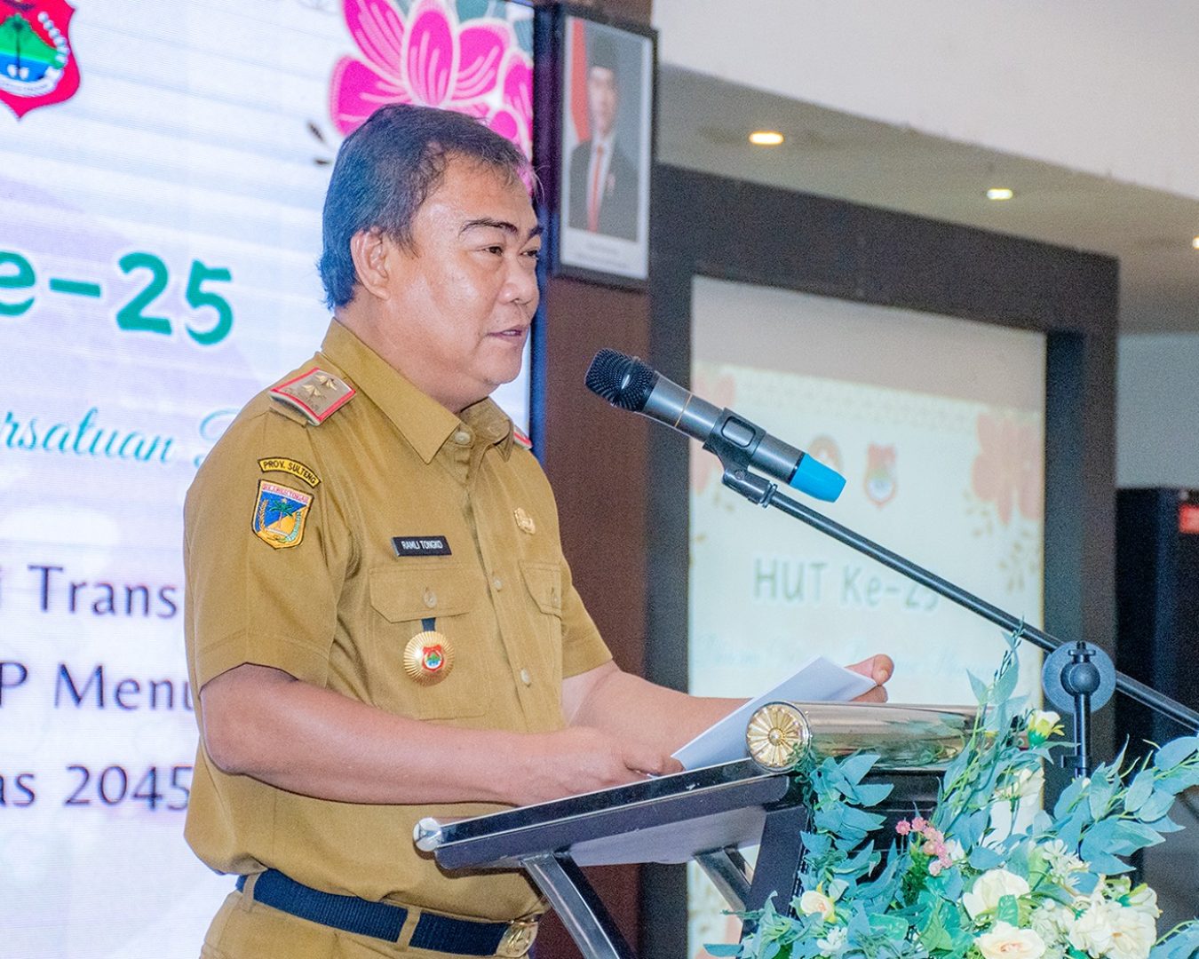 Pj Sekda Banggai Hadiri HUT DWP Kabupaten Banggai ke-25: Perkuat Peran Perempuan untuk Indonesia Emas