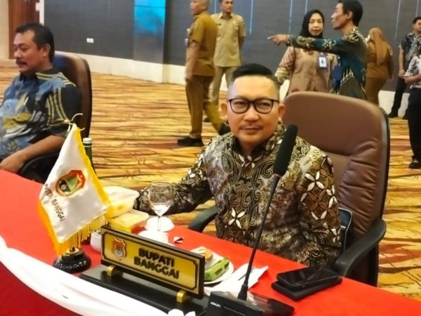 Bupati Banggai Hadiri RUPS dan RUPS-LB PT. Bank Sulteng di Palu