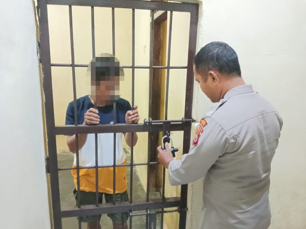 Anggota Polsek Pagimana Gerak Cepat Amankan Pelaku Penganiayaan Dengan Botol Bir