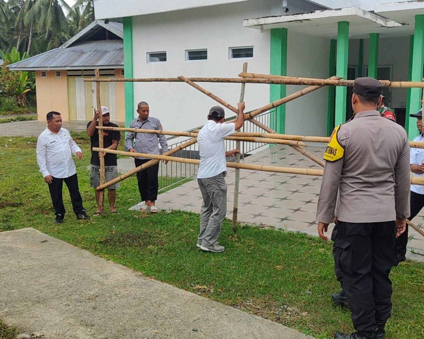 Polsek Pagimana Berhasil Mediasi Kasus Penyegelan Puskesmas Lobu