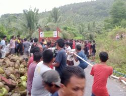 Rem Blong, Truk Bermuatan Gas Terbalik di Balantak Selatan, Polisi dan Warga Sigap Evakuasi