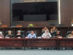 Sekdis  DKISP Banggai Hadiri Rapat Komisi 1 DPRD Serta Bentuk Tim Aduan Seleksi PPPK 2024.