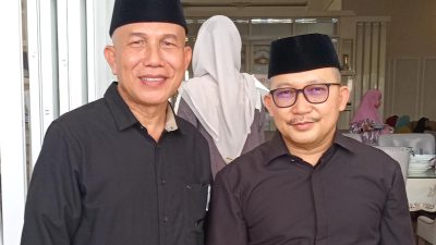 Kadispora Banggai Bersilaturahmi ke Rumah Pribadi Bupati Usai Sholat Idul Fitri