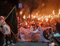 Pj Bupati Parimo Lepas Pawai Obor Sambut Bulan Suci Ramadhan