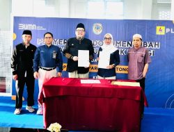 Pemda Parimo Serahkan Hibah Lahan ke PLN