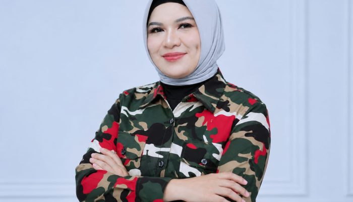Selpina Basrin Anleg DPRD Parimo Ditunjuk Sebagai Komandan Satuan Srikandi LMP
