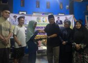 Safari Ramadhan di Desa Sienjo, Wabup Serahkan 50 Paket Sembako dan Ajak Masyarakat Jaga Generasi Muda