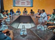Bupati Parigi Moutong Pimpin Rapat di Ampibabo, Ingatkan Bahaya Kebakaran dan Pentingnya Data Desa