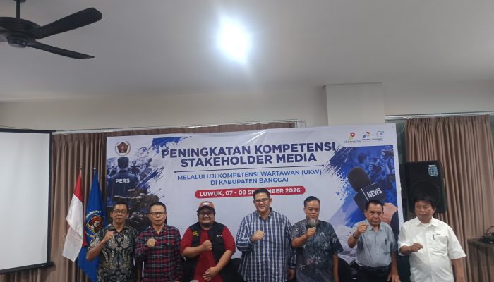 18 WARTAWAN BANGGAI RAYA DINYATAKAN KOMPETEN USAI IKUTI UKW DI LUWUK